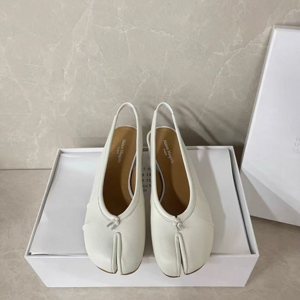 Maison Martin Margiela White Tabi Loafers